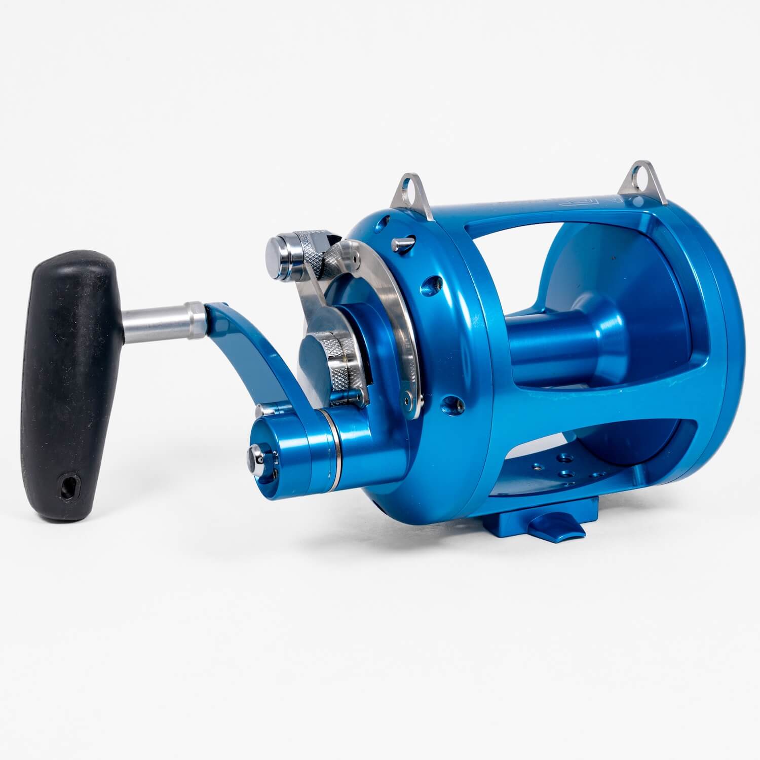affordable avet reels MXL G2 Single Speed Lever Drag Casting Speed line of reels are big game reels made to make large game fish fear for their lives Avet EX Lever Drag Reels