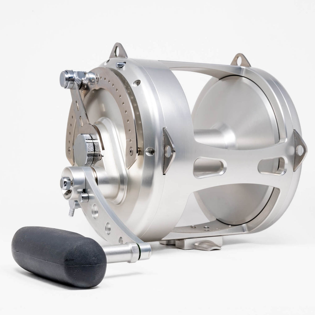 AVET-TRX-130-SILVER-3_1;AVET-TRX-130-SILVER-1_1