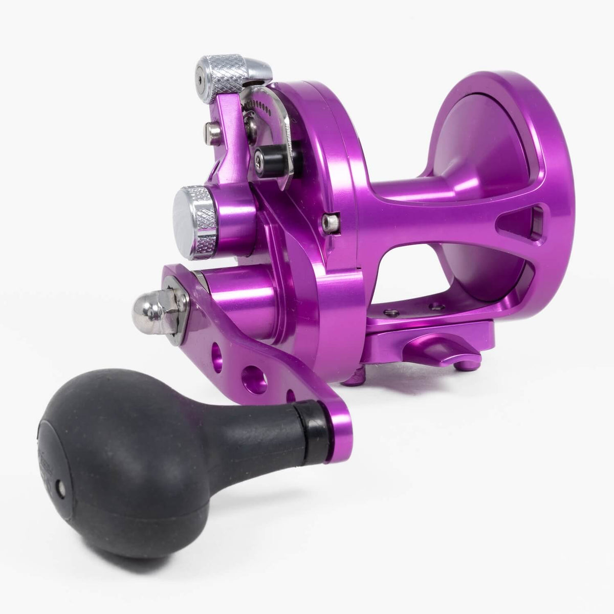Avet-G2-MXJ-5.8-Lever-Drag-Reel-Purple