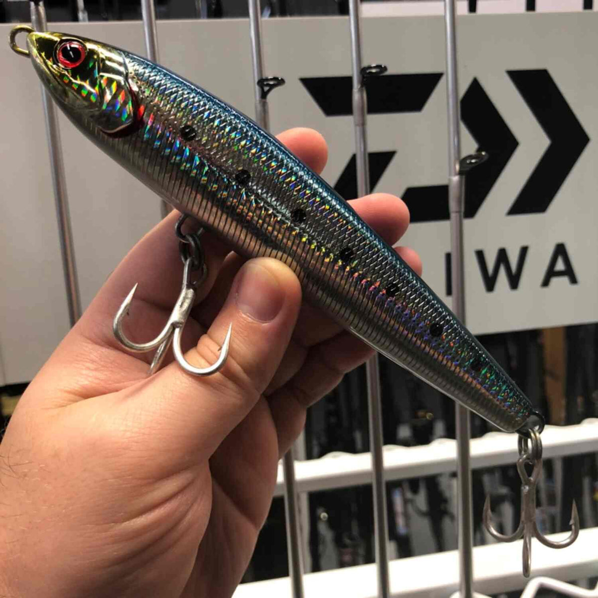 Daiwa-Saltiga-Dorado-Slider_1