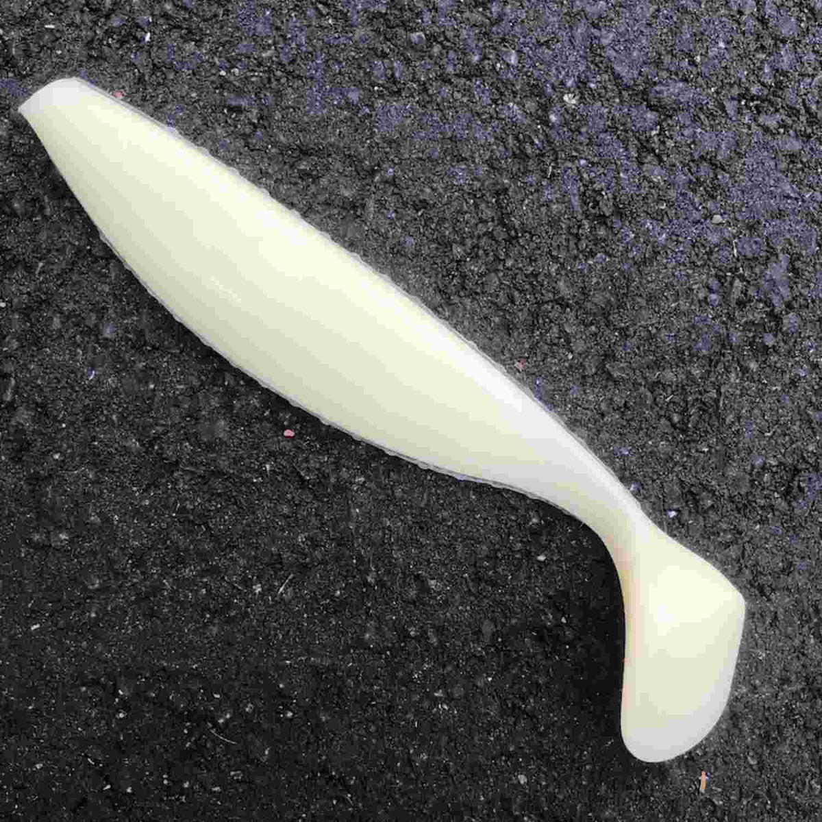 Leading-Lures-Rattling-9-Shad-Glow_1