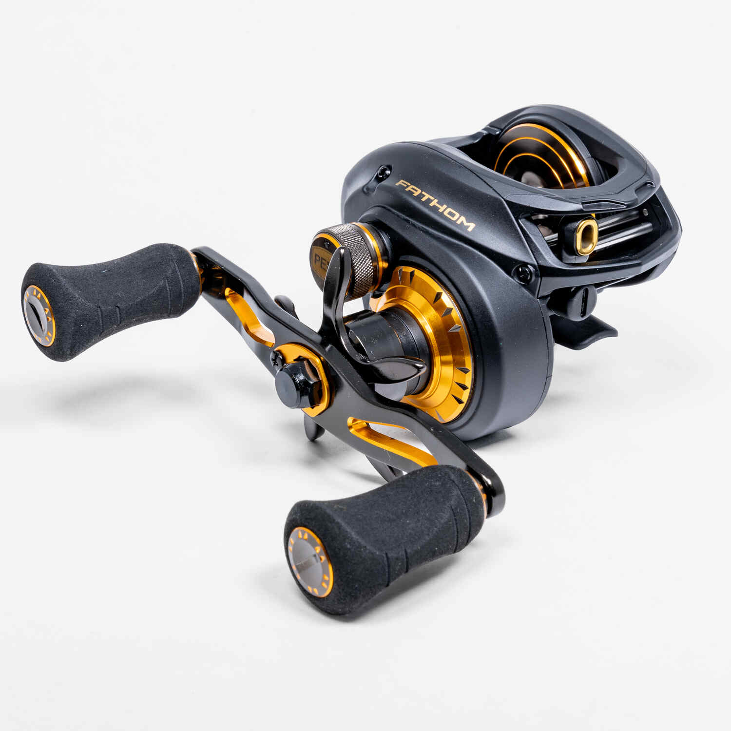 Penn FTH200LP Fathom Low-Profile Baitcasting Reel
