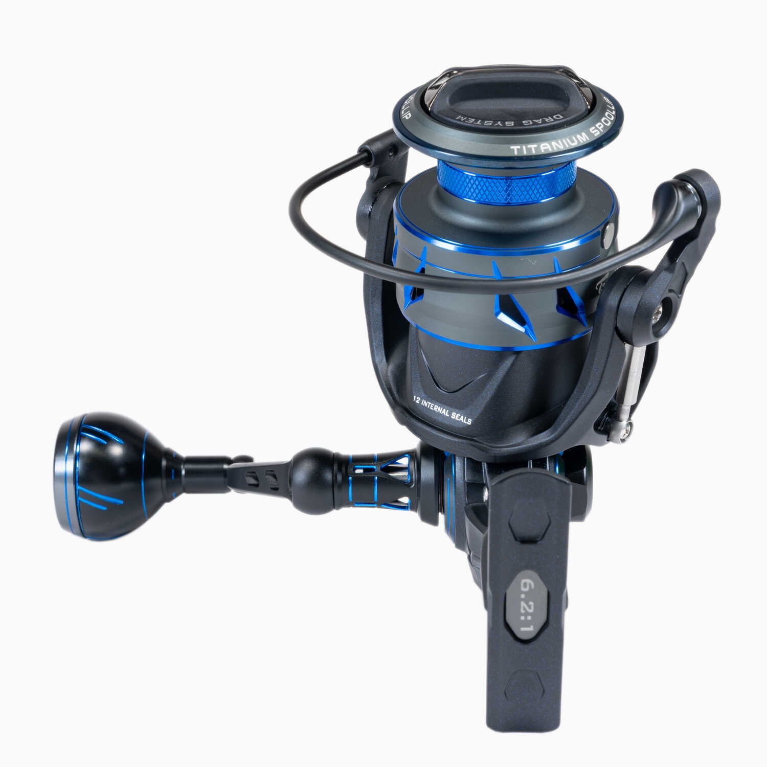 Tsunami Evict II Spinning Reels 3000 Foot