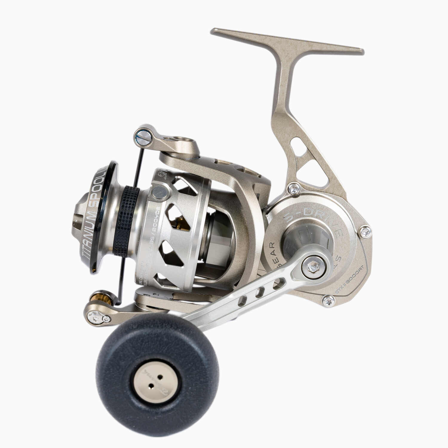 Tsunami SaltX II Spinning Reels ArmourTech 3000 Handle