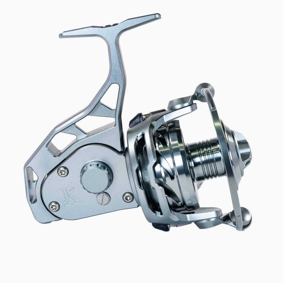Visser-4-Spinning-Reel-Blue-Handle_1;Visser-Spinning-Reel-Gunsmoke-Front_1;VisserNo.5-B-spinning-reel_1;;Visser Spinning Reels Gunmetal 5;Visser Spinning Reels Gunmetal 5 Sideplate;Visser Spinning Reels Gunmetal 5 Handle